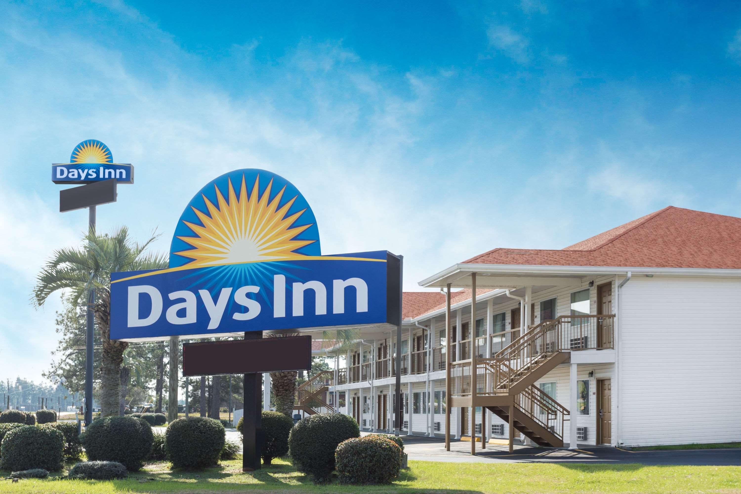 Economy Inn By Oyo Эшберн Экстерьер фото